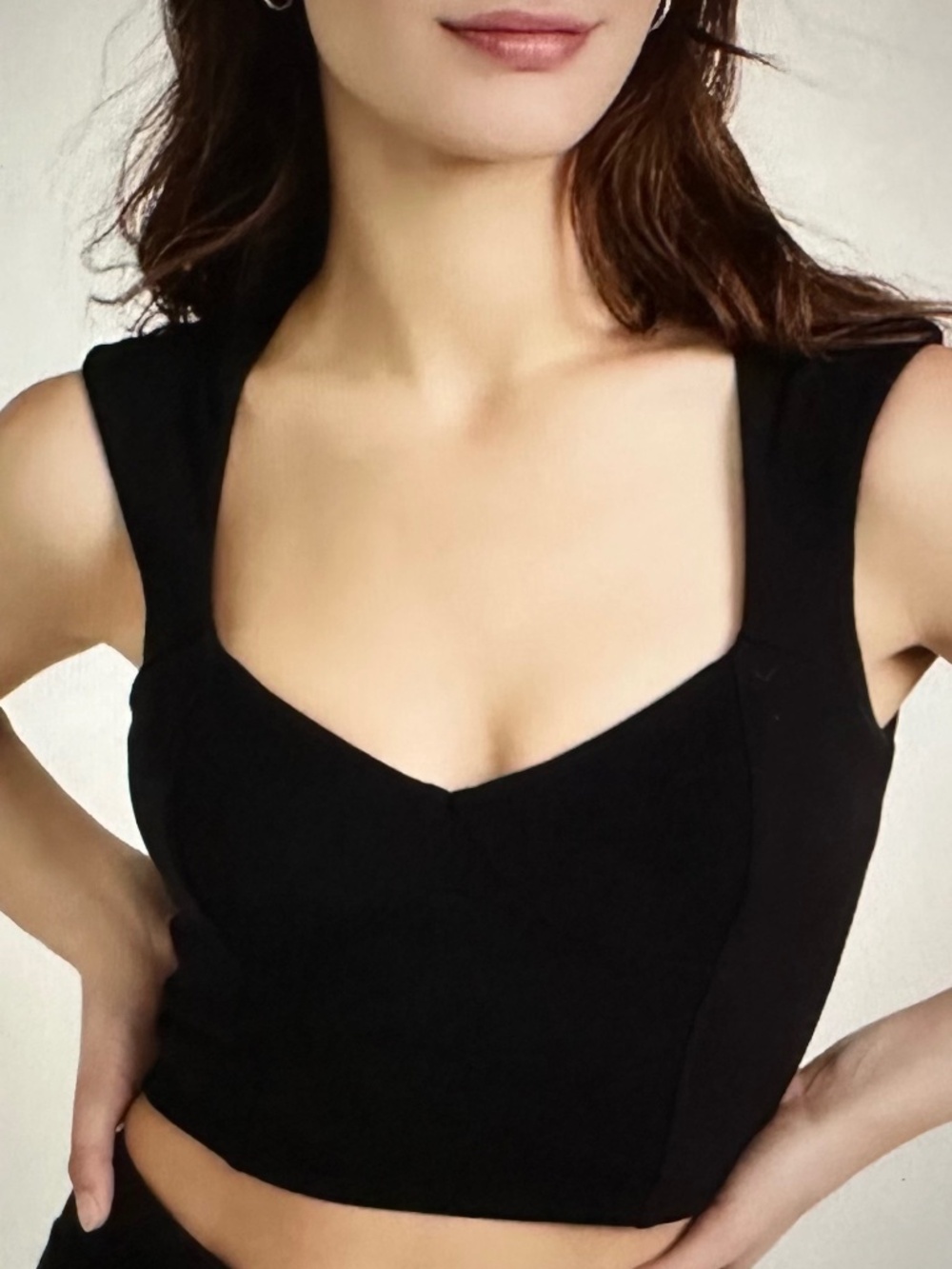 ALO Yoga Ribbed Sweetheart Neck Top $100 Retail!